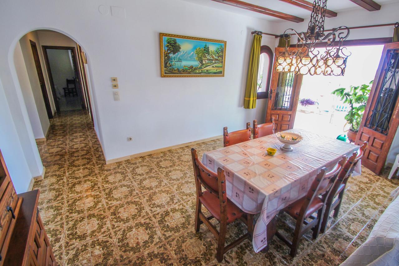 Fustera Pedros - Old-Style Country House In Бениса Екстериор снимка